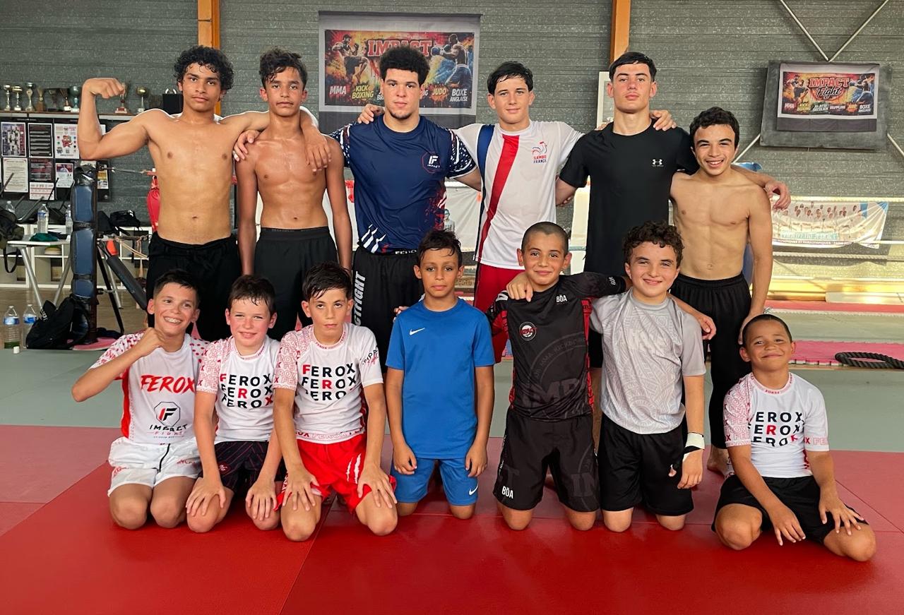Alexander with the kids of Impact Fight 84, Avignon